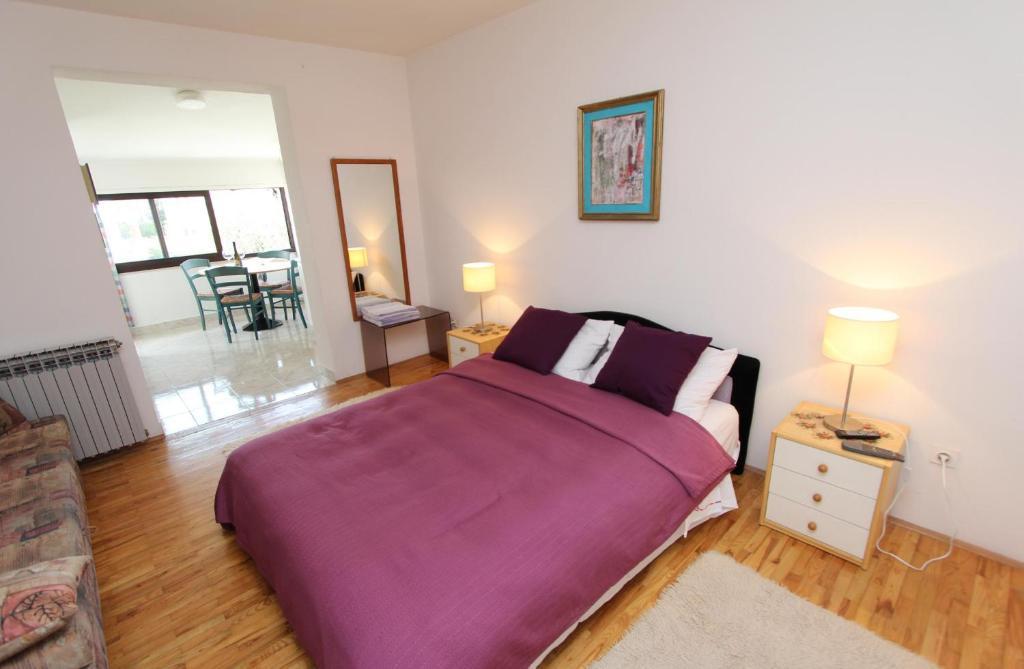 Apartments Milena 로비니 외부 사진